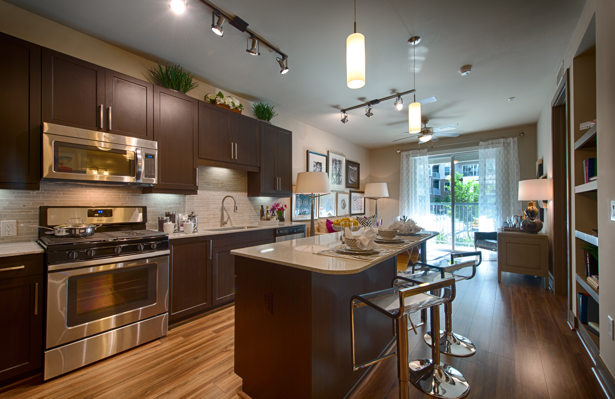 Enjoy Luxurious Amenities